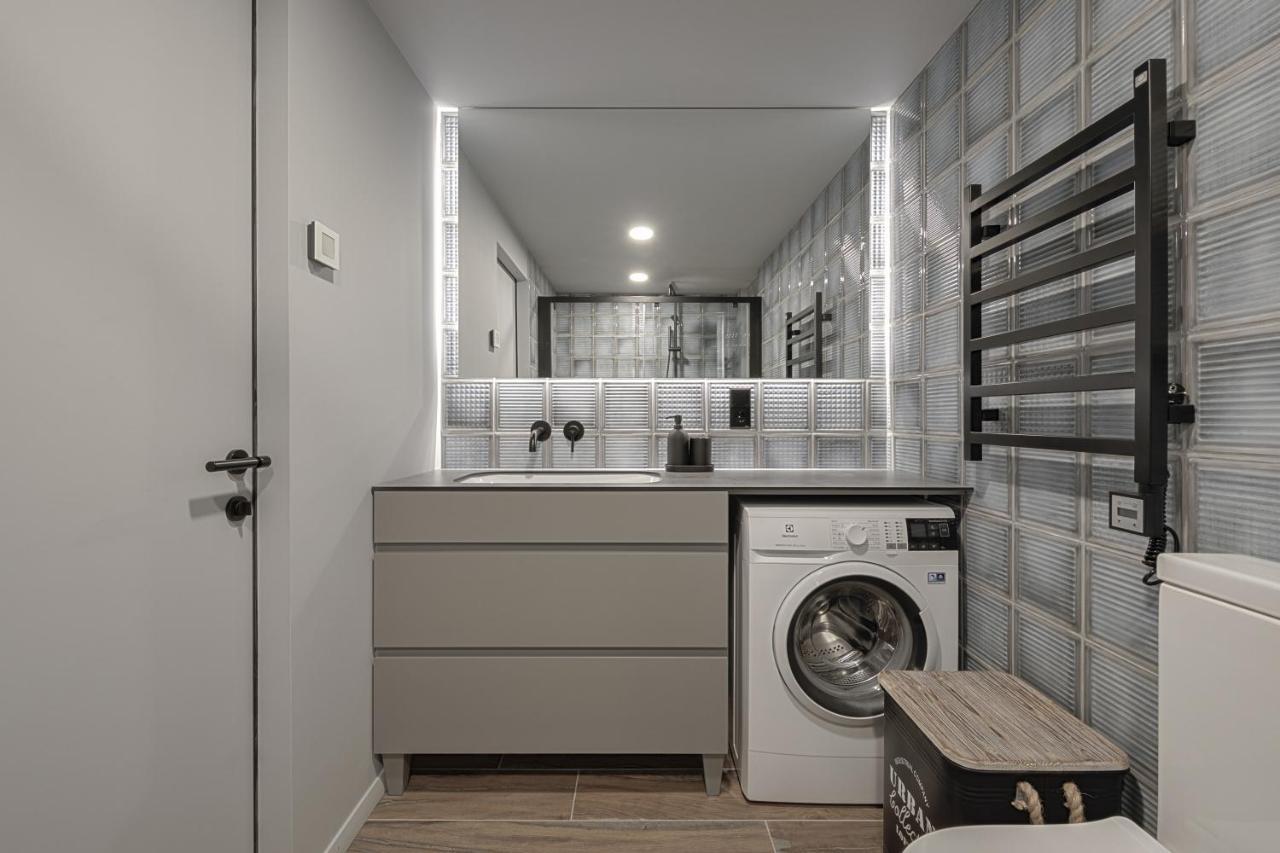 Ivis House Modern Apartment In Vilnius Old Town With Balcony VNO Esterno foto